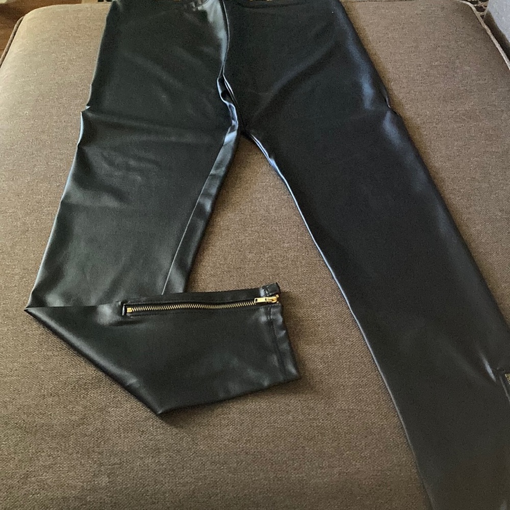 Stretchy pants